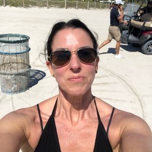 Meet your Posher, Jennifer